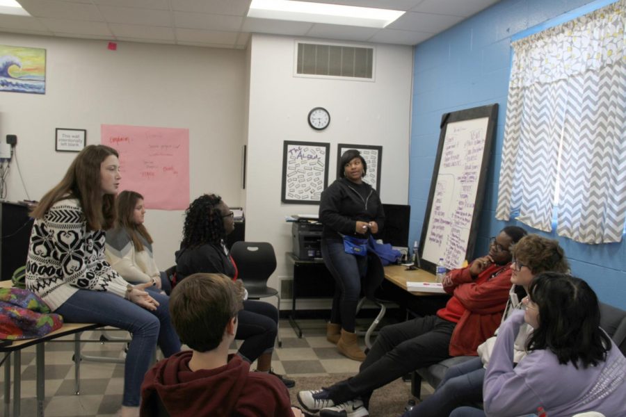Miyaa White leads the rest of the Multi-Media Reporting class discussion in a Maestro session planning out the Winter Issue of the Hi-Times. The staff is trying to brainstorm interesting stories that are relevant and relatable to most THS Students.  