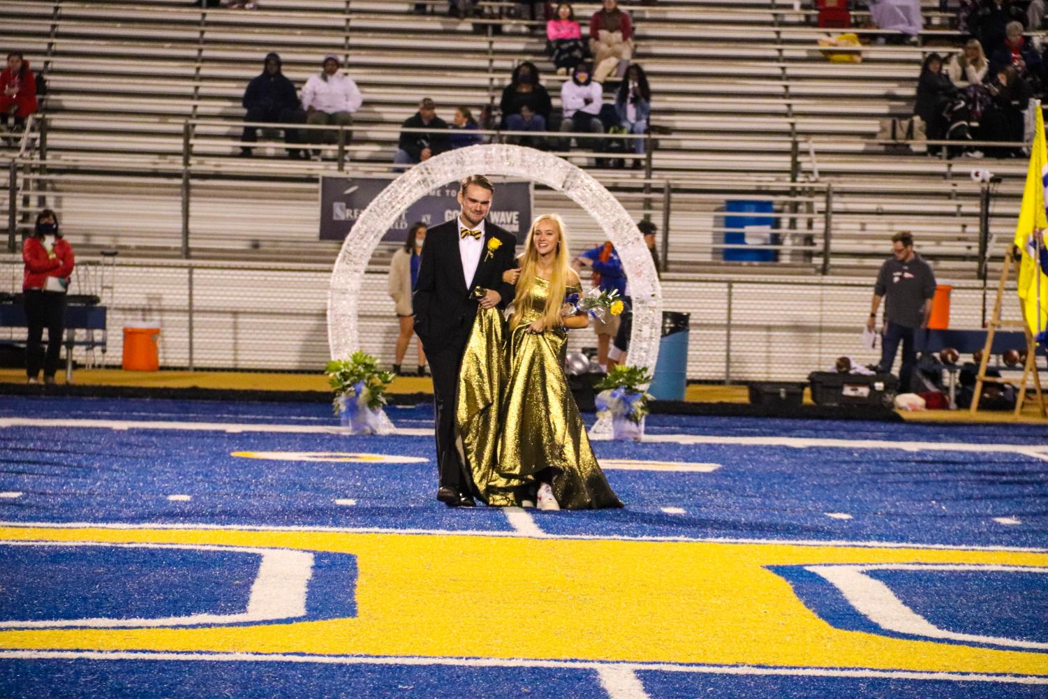 Halle+Traylor+named+2020+Homecoming+Queen