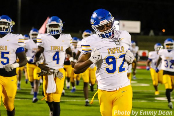 Tupelo Football Defeats Clinton