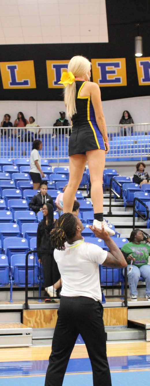 Tupelo holds first pep rally of the season