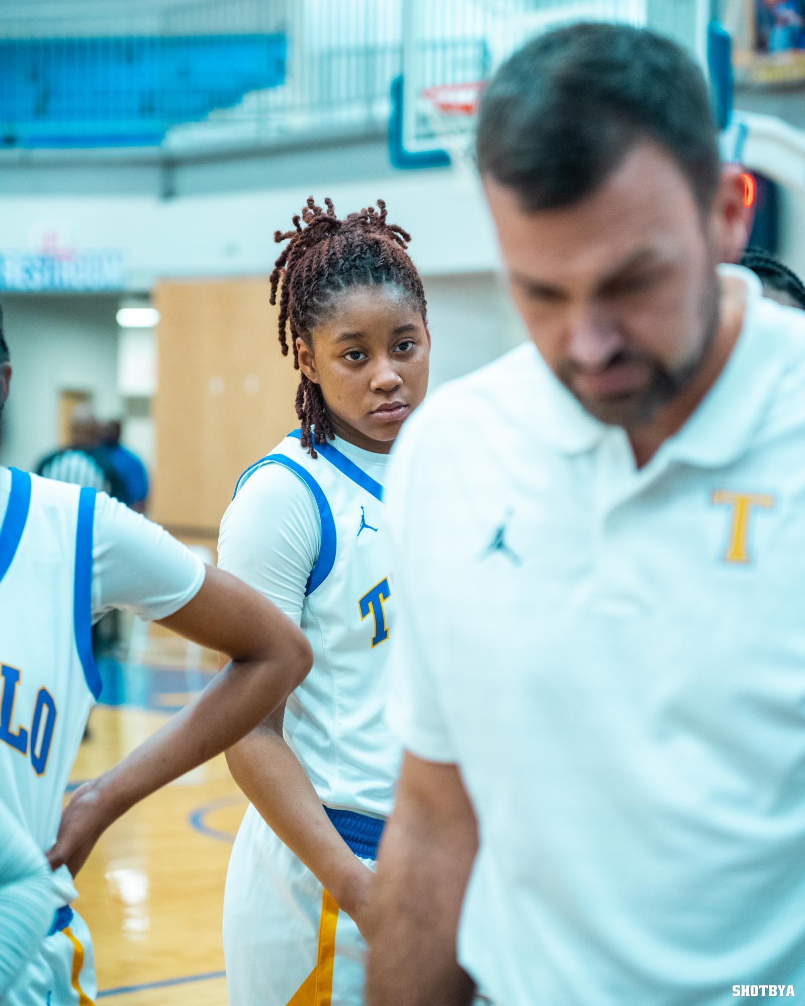 Tupelo Lady Wave Beats The Pontotoc Lady Warriors