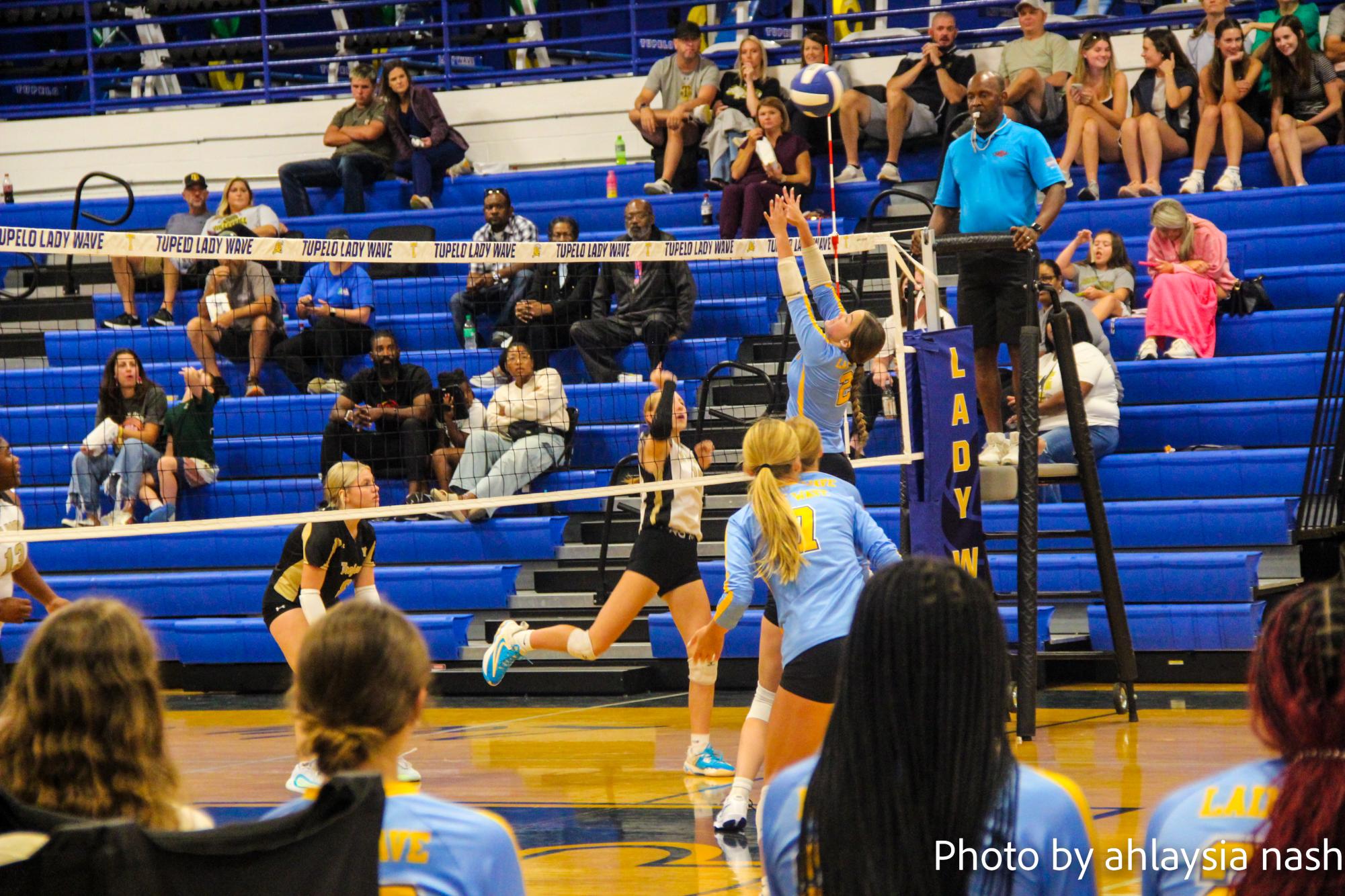 Off to a Winning Start: Lady Wave Volleyball Score Win Against New Hope