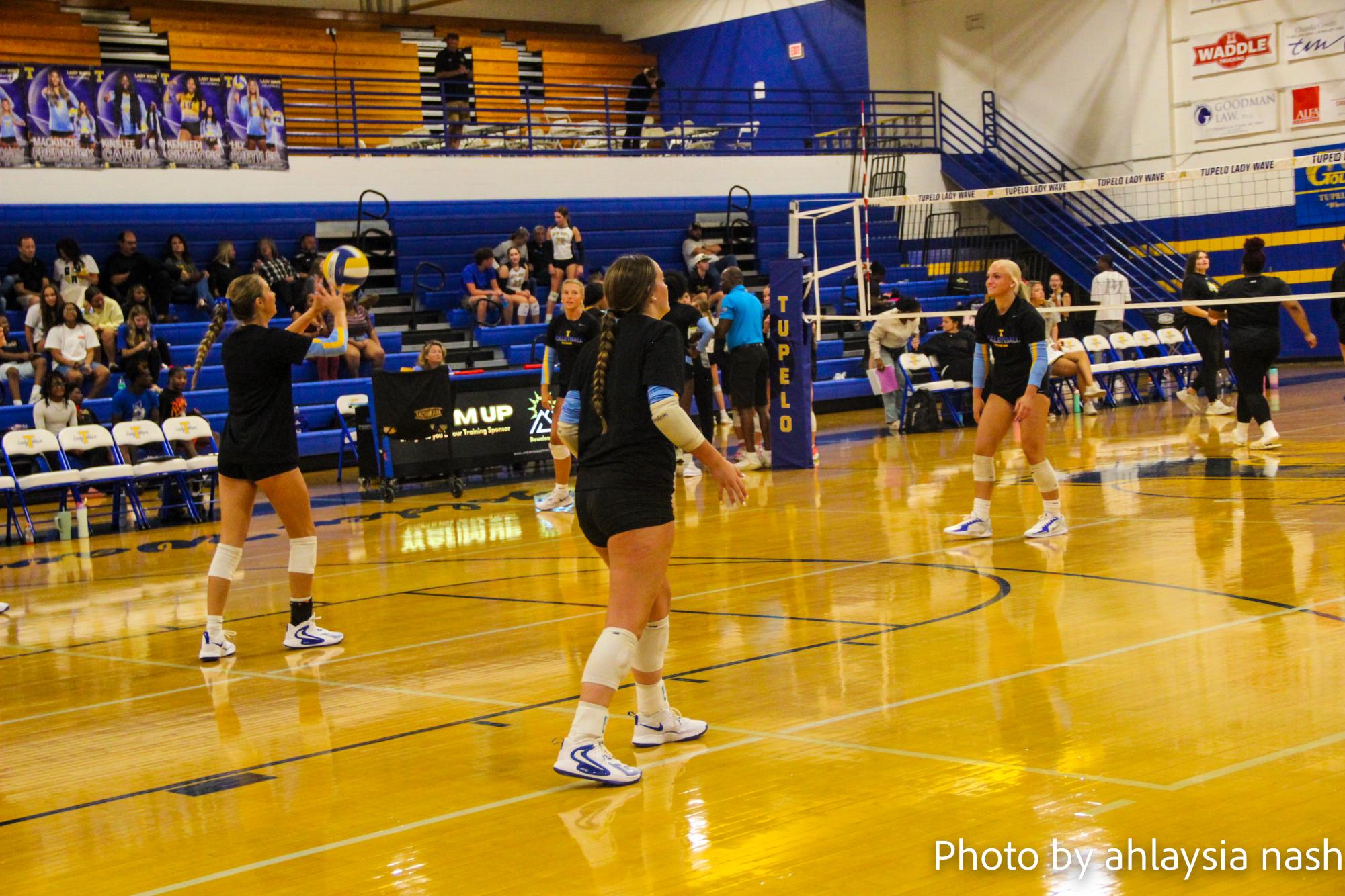 Off to a Winning Start: Lady Wave Volleyball Score Win Against New Hope