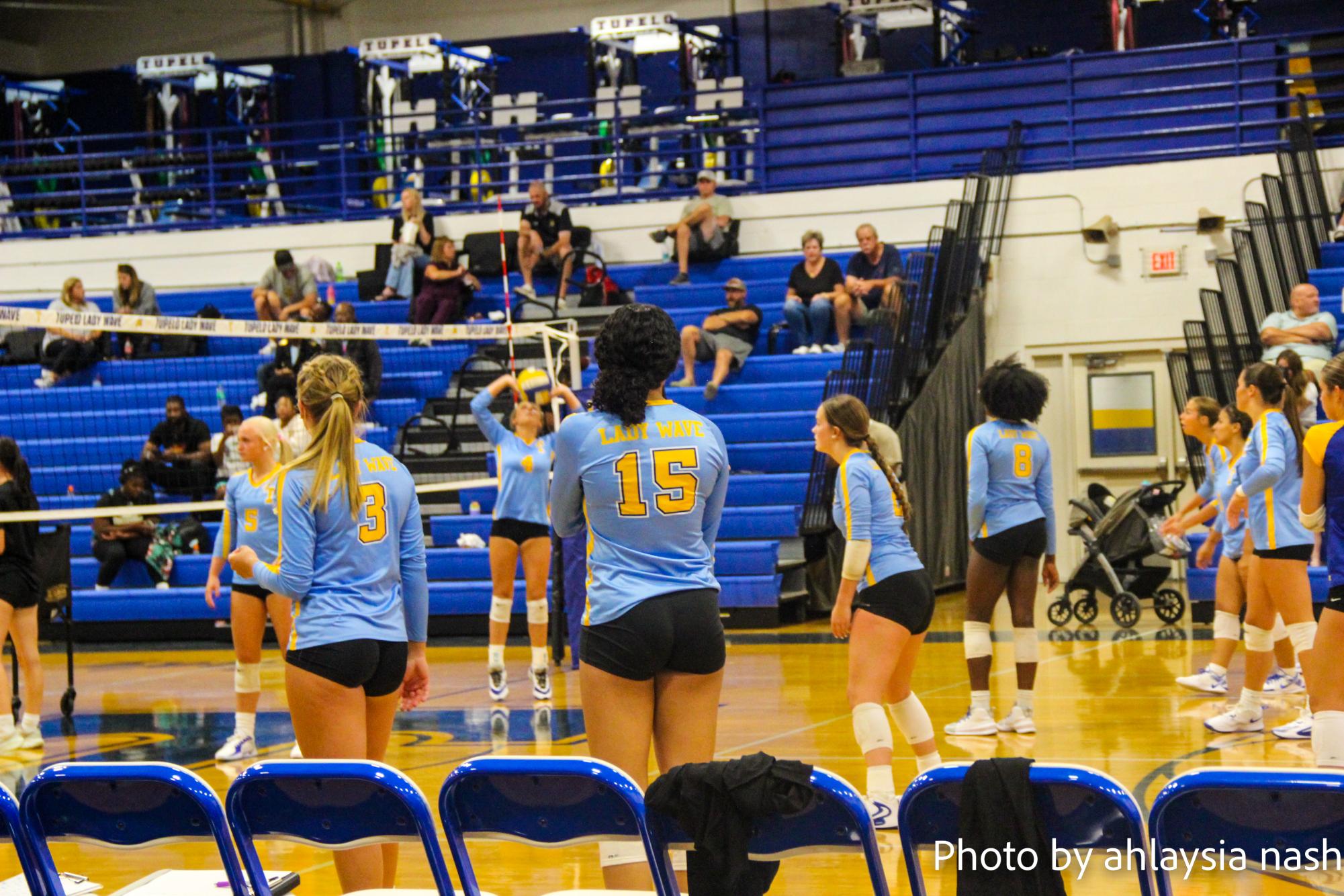 Off to a Winning Start: Lady Wave Volleyball Score Win Against New Hope
