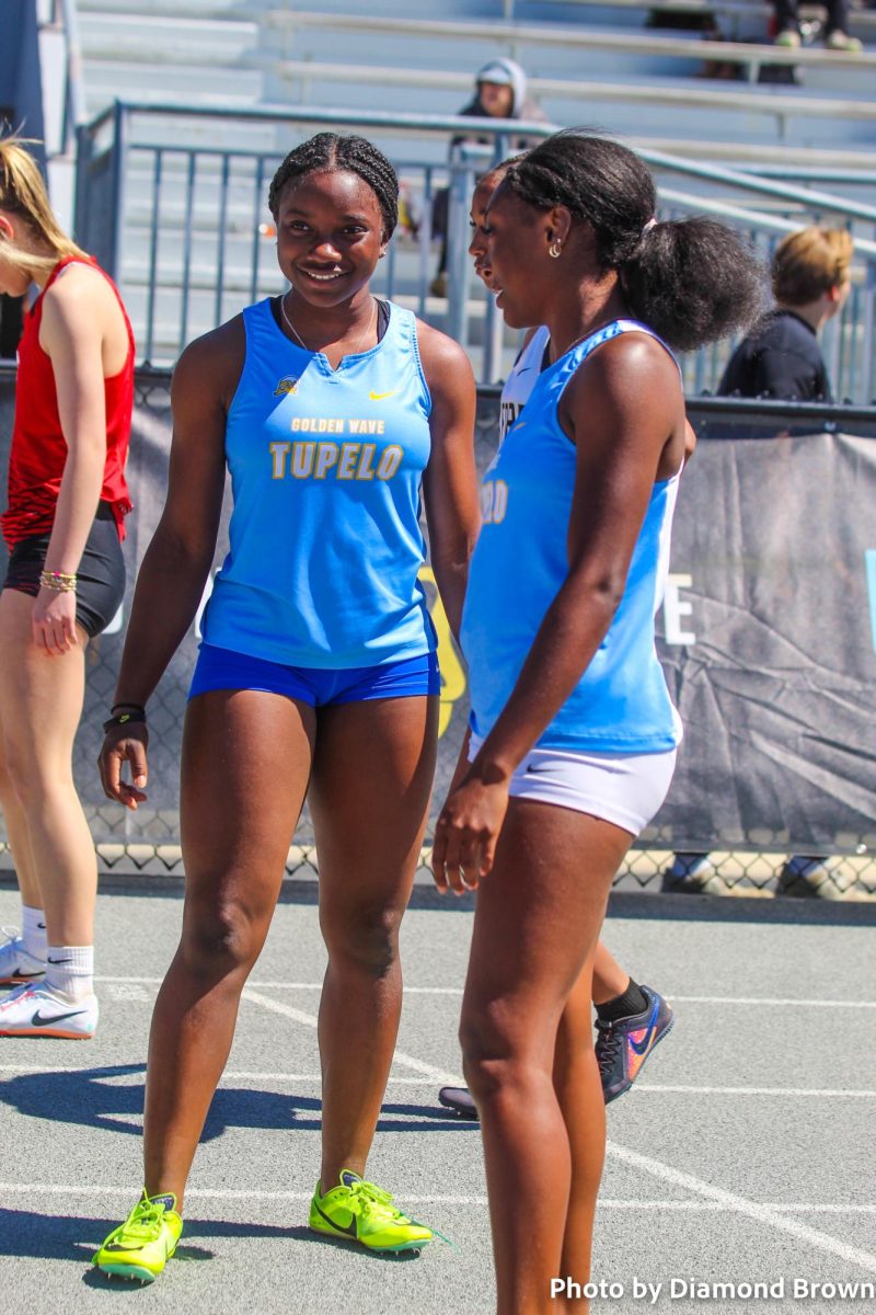 Imory Ivy and Kaelyn Fair talking before their race